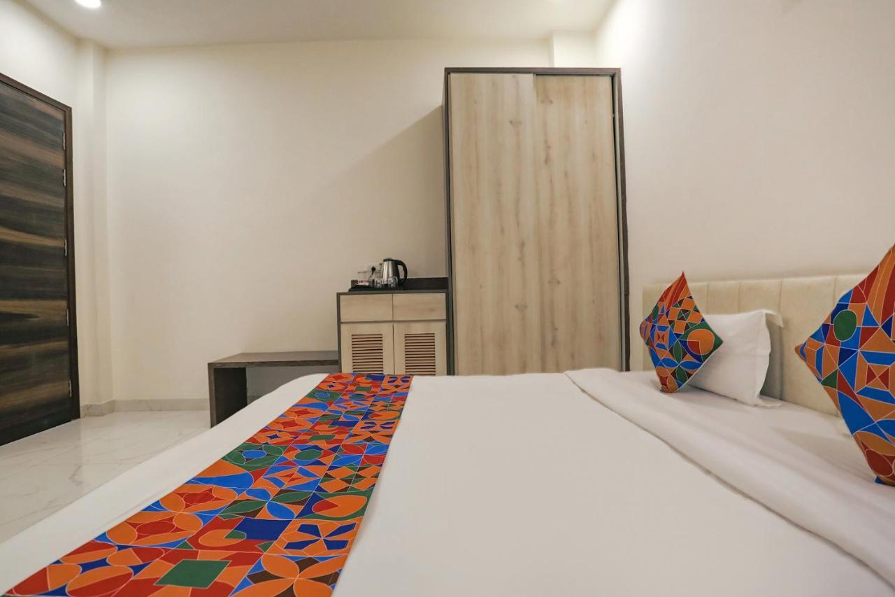 גורגאון Fabhotel Ab Inn Huda City Center מראה חיצוני תמונה