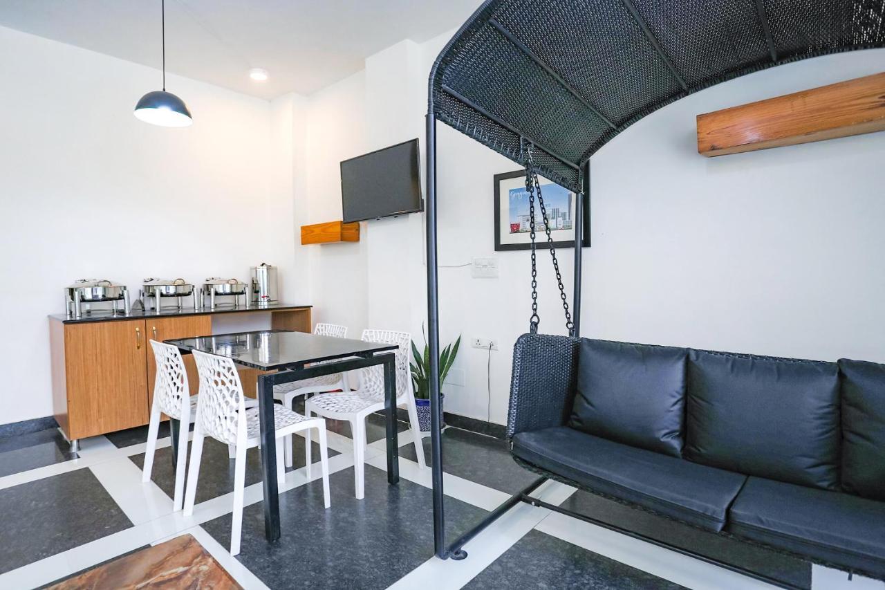 גורגאון Fabhotel Ab Inn Huda City Center מראה חיצוני תמונה